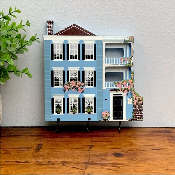 Vintage | The Anne Peacock House Key Hook - Picture 2 of 15